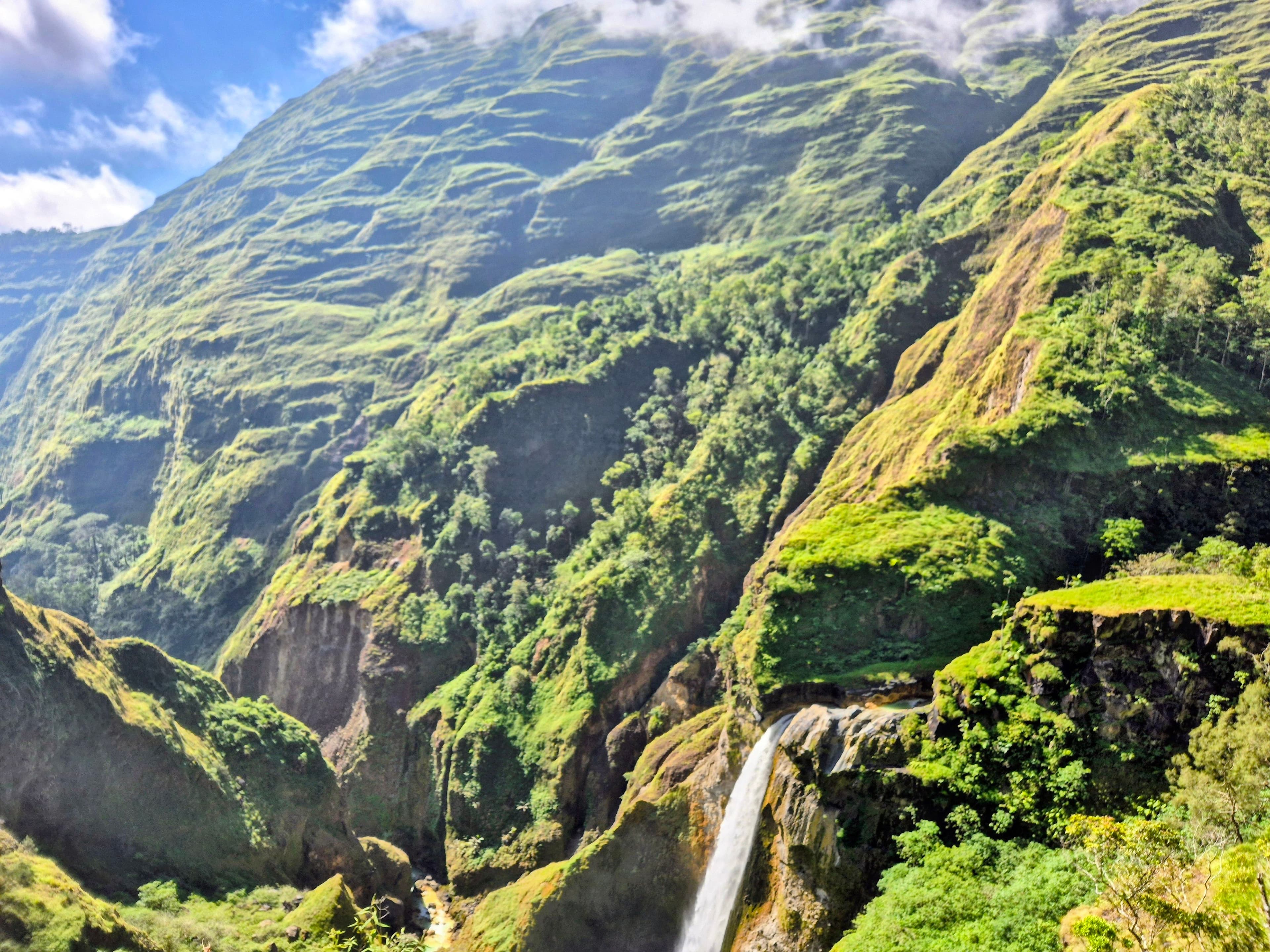 Rinjani hike through the Torean route