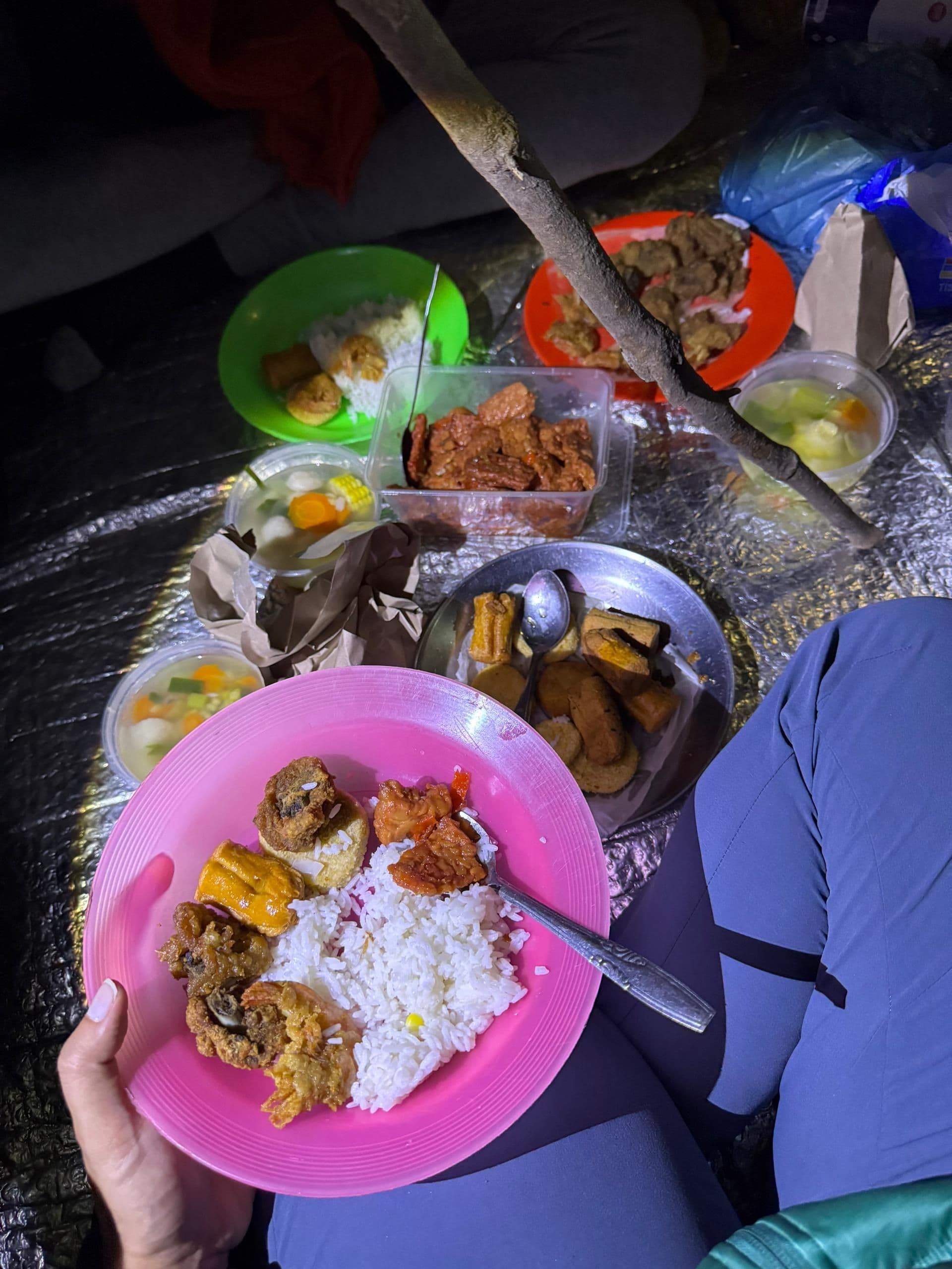 Mt Agung hike camp dinner